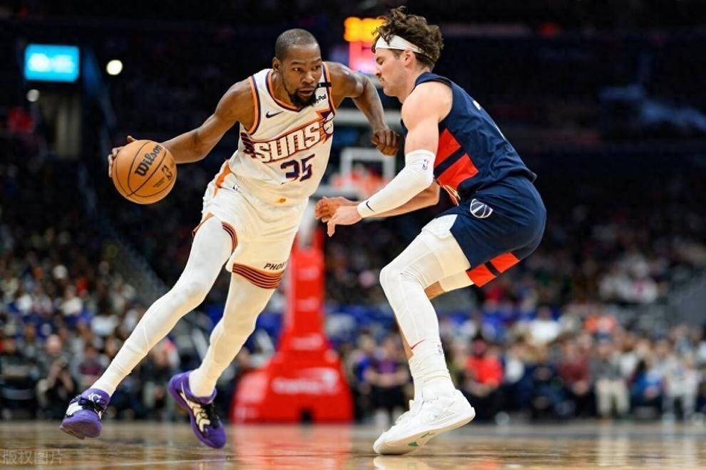 杜兰特官方公布新规，关键时刻神级表现引发争议，国王球迷热议！